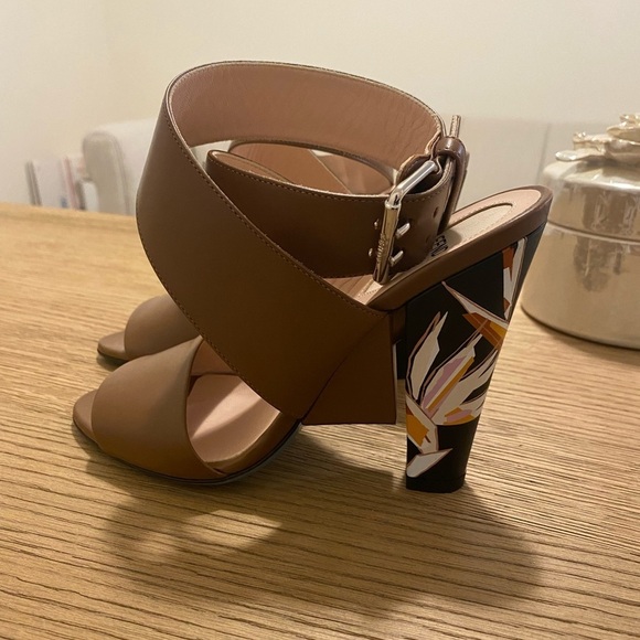 Fendi Bird of paradise strap heels - Picture 8 of 14